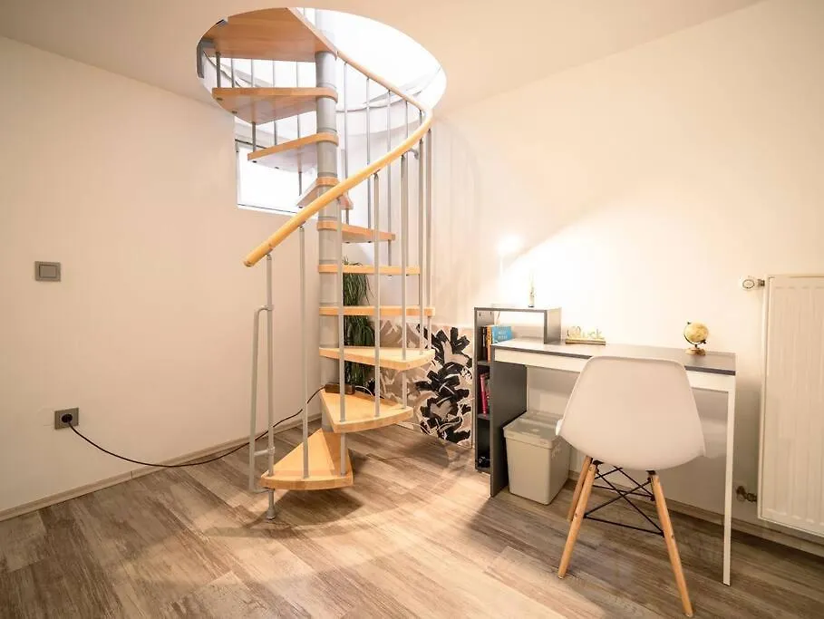 Modernes Apartment Auf 2 Etagen In Ruhiger Lage Zentral Zu Stadion Und Westfalenhallen Dortmund