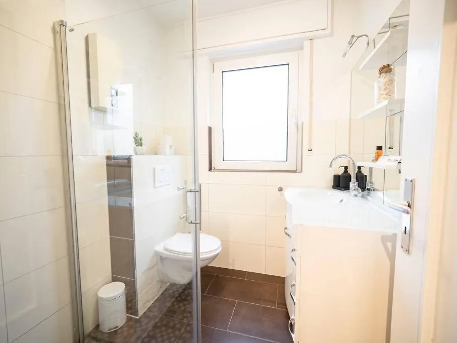 Modernes Apartment Auf 2 Etagen In Ruhiger Lage Zentral Zu Stadion Und Westfalenhallen Dortmund Deutschland